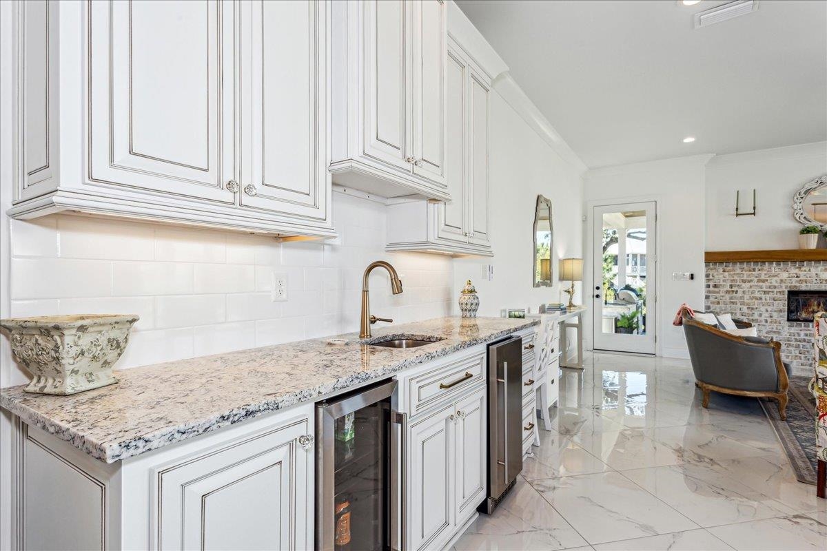 30866 Ono N Loop West Orange Beach, AL 36561 - Photo 13 of 49 Kitchen