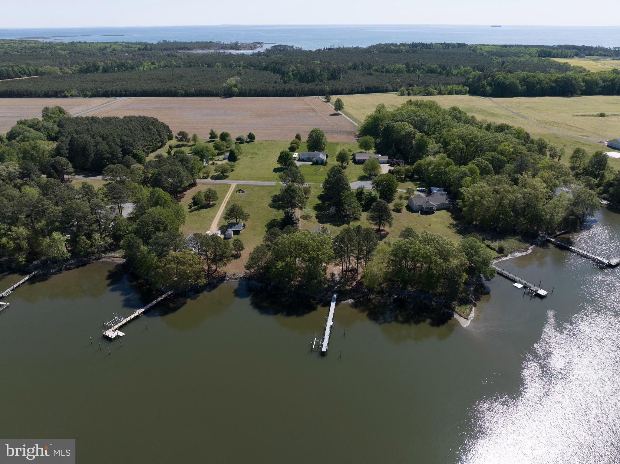 33 Lagrange Avenue Kilmarnock, VA 22482 - Photo 2 of 84 Serene waterfront community retreat.