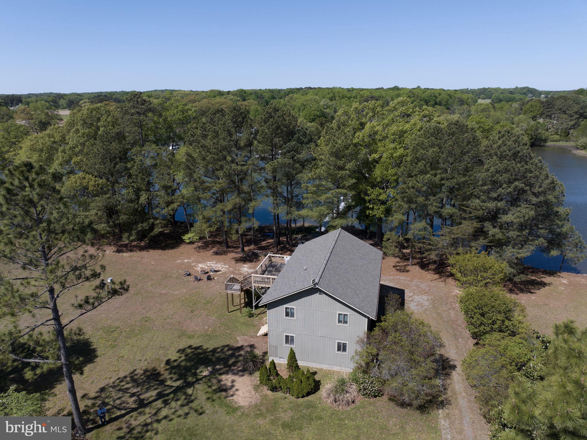 33 Lagrange Avenue Kilmarnock, VA 22482 - Photo 30 of 84 an aerial view of a house with a yard