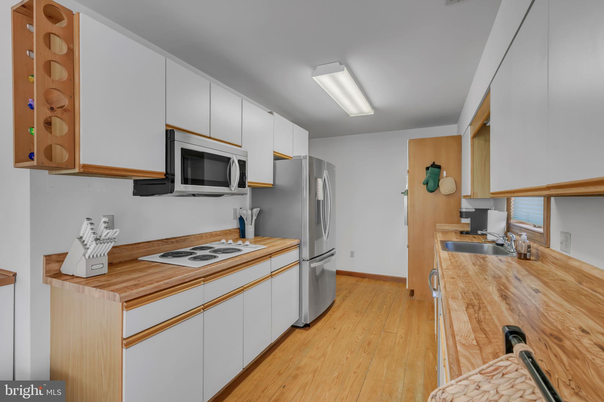 33 Lagrange Avenue Kilmarnock, VA 22482 - Photo 71 of 84 Modern kitchen with sleek design.
