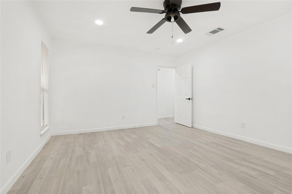 2908 Legend Road Arlington, TX 76014 - Photo 18 of 29
