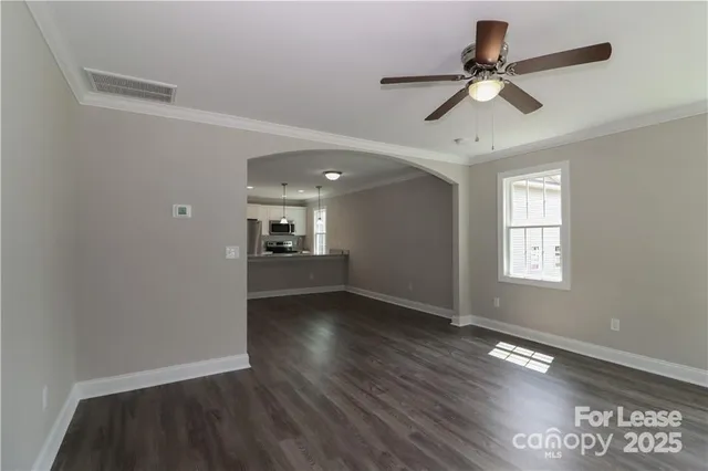 $1,450 | 3973 Newhall Drive Northwest, Hickory, NC 28601