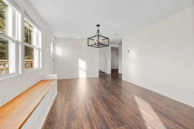 $399,900 | 263 Elm Street, Shaftsbury, VT 05257