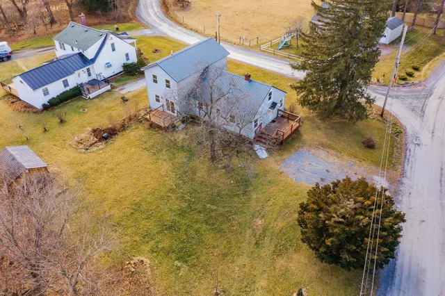 $399,900 | 263 Elm Street, Shaftsbury, VT 05257