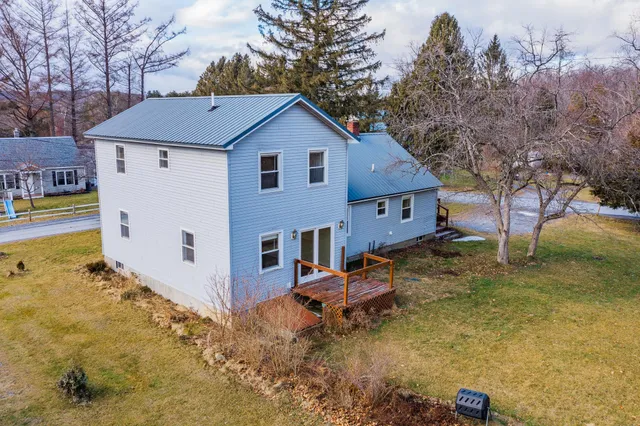 $399,900 | 263 Elm Street, Shaftsbury, VT 05257