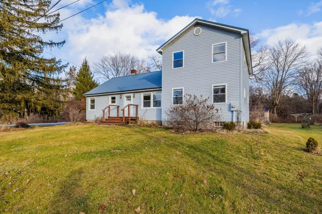 $399,900 | 263 Elm Street, Shaftsbury, VT 05257