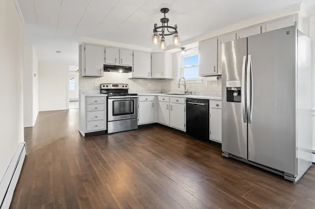 $399,900 | 263 Elm Street, Shaftsbury, VT 05257