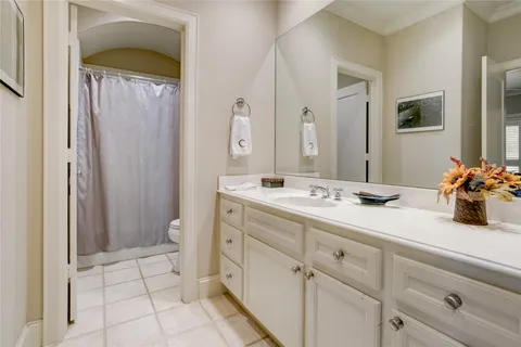 $850,000 | 1008 Potomac Drive, Houston, TX 77057
