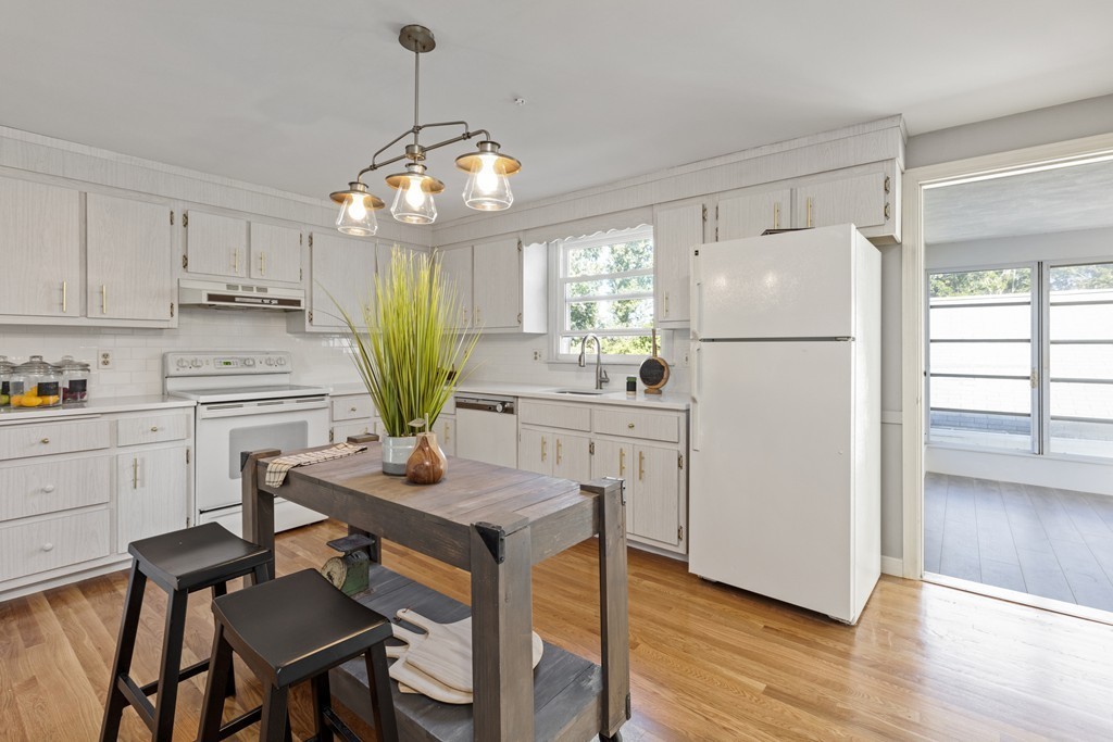 56 Brookbridge Road Stoneham, MA 02180 - Photo 14 of 30 Gallery Image 14
