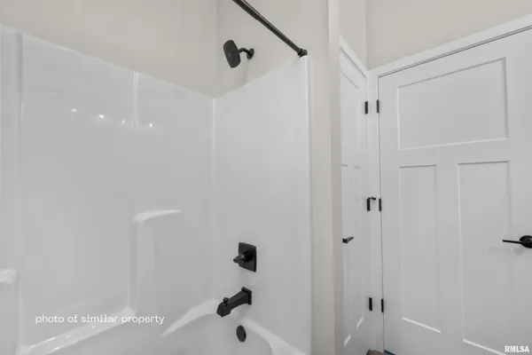 $379,000 | 1875 Redbud Circle, Unit 103, Eldridge, IA 52748