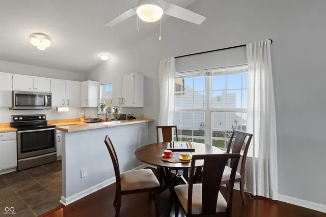 $364,900 | 11201 Basswood Court, Carmel, IN 46032