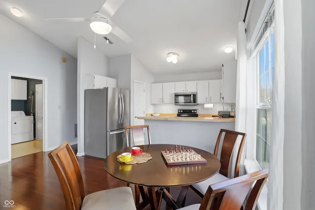 $364,900 | 11201 Basswood Court, Carmel, IN 46032