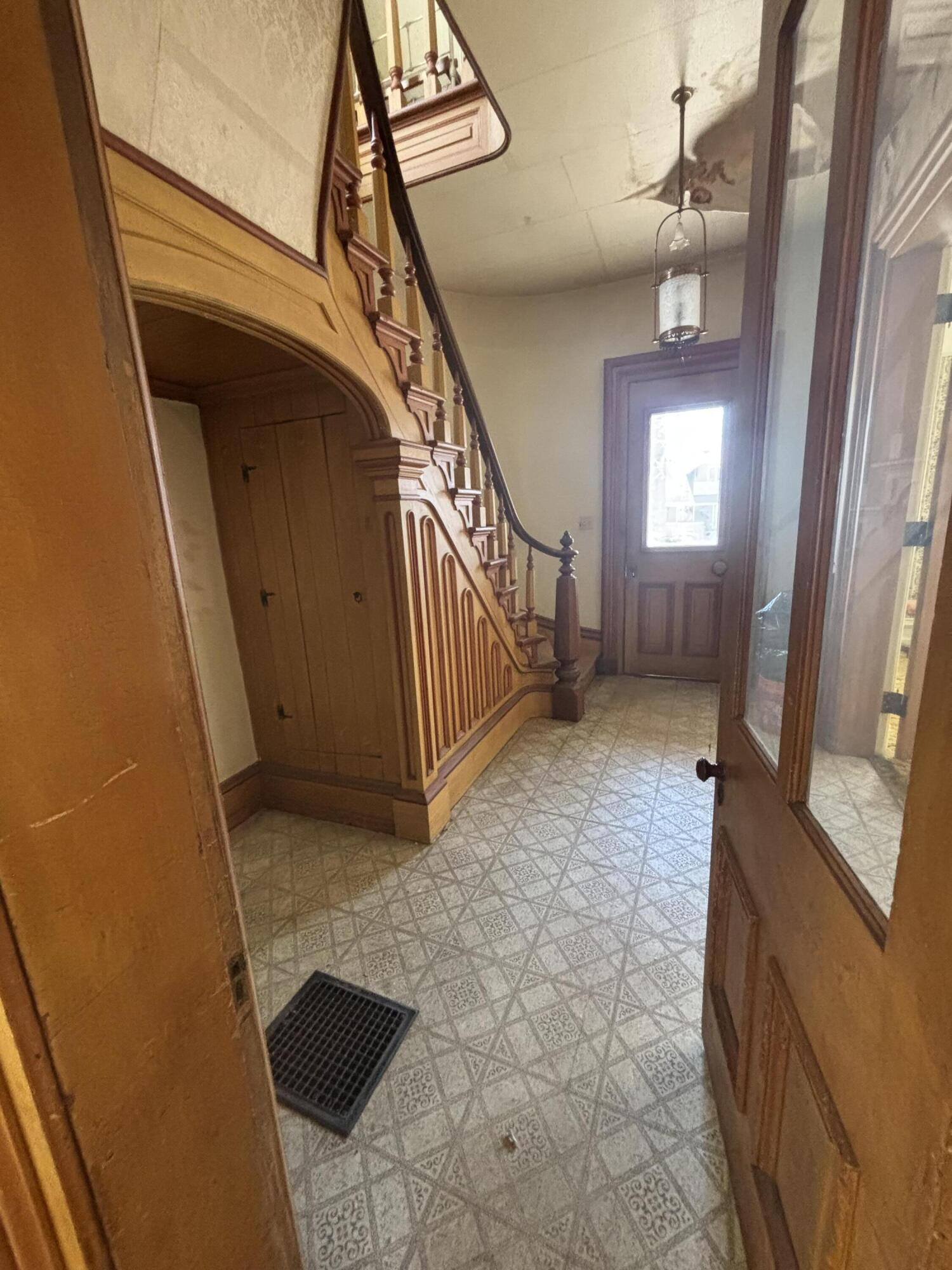 112 West Main Street Manchester, MI 48158 - Photo 4 of 20 IMG_1223