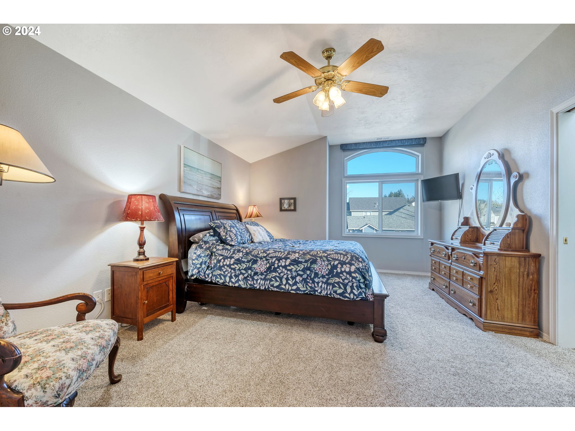 2278 33rd Street Springfield, OR 97477 - Photo 21 of 41 a bedroom with a bed and window