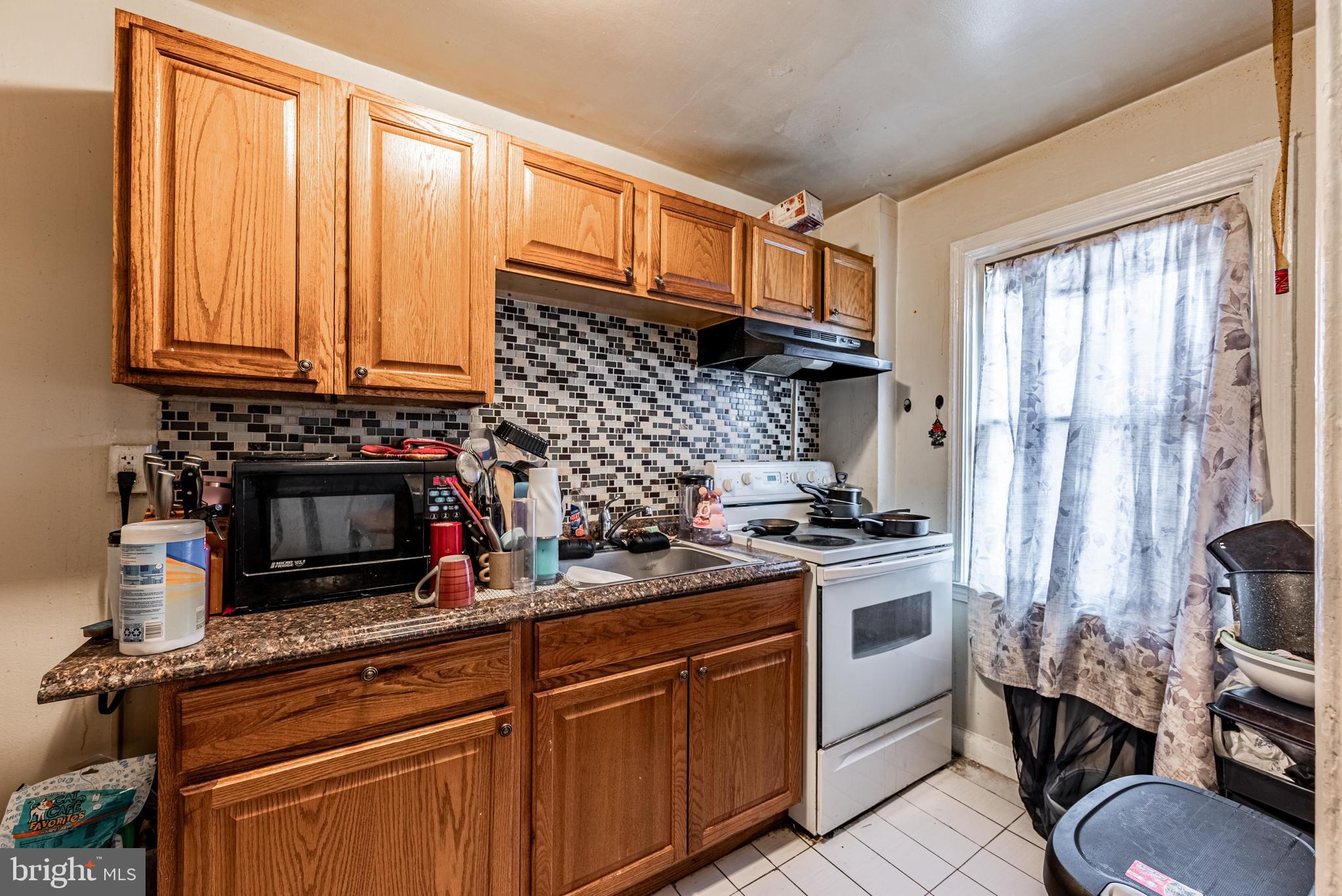 3626 Lyndale Avenue Baltimore, MD 21213 - Photo 10 of 26