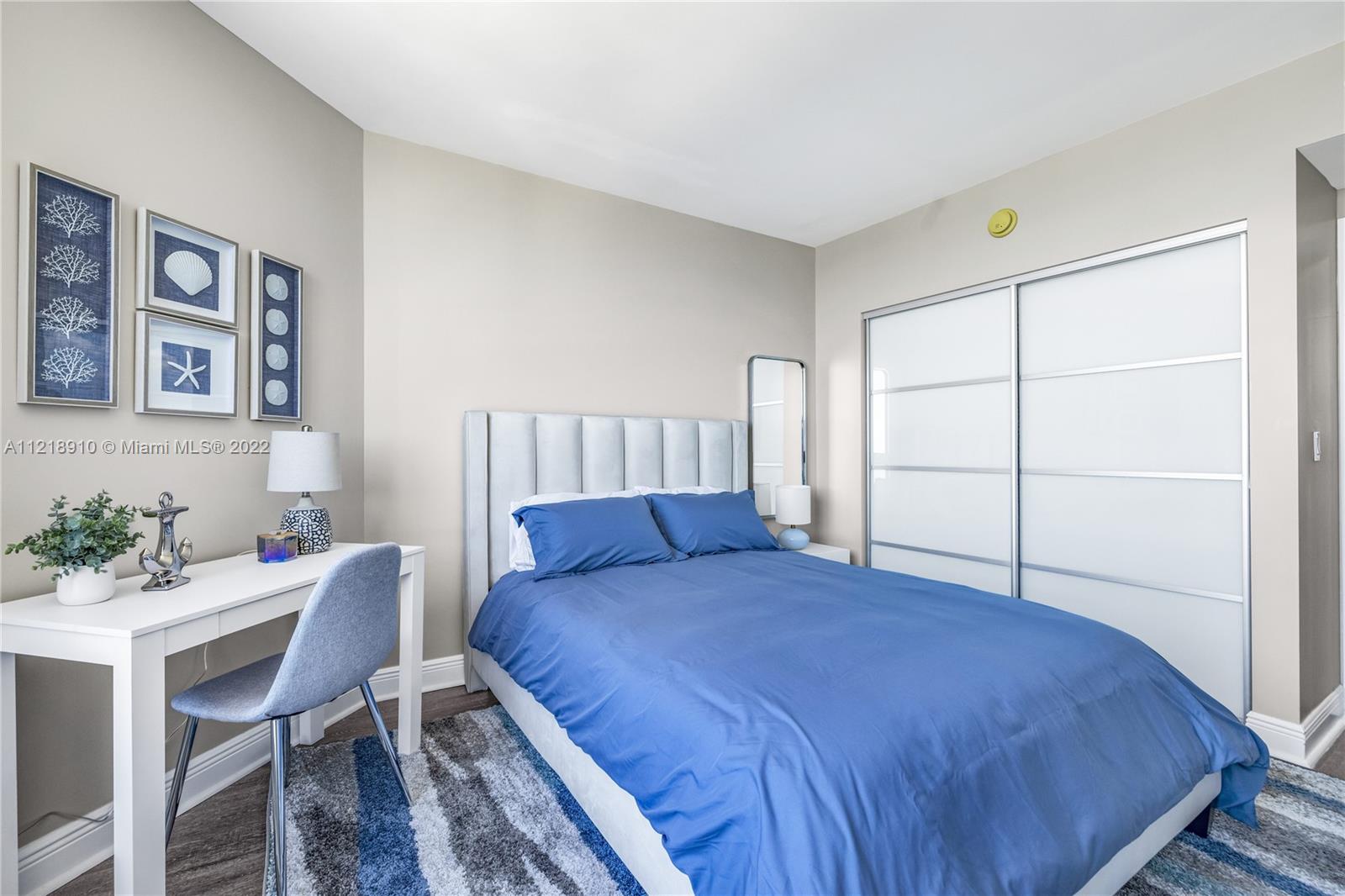 6365 Collins Avenue, Unit 3807 Miami Beach, FL 33141 - Photo 23 of 41