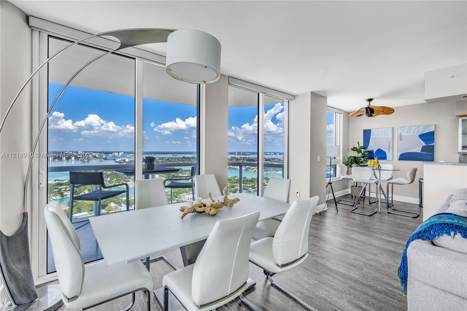 6365 Collins Avenue, Unit 3807 Miami Beach, FL 33141 - Photo 4 of 41