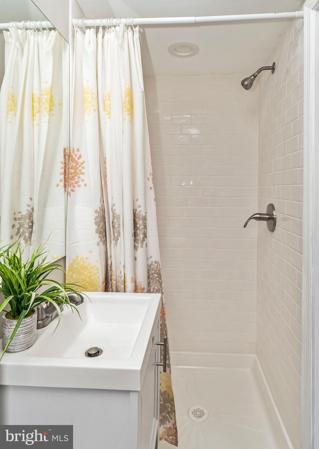 1340 Crofton Road Baltimore, MD 21239 - Photo 22 of 41 Master Bathroom