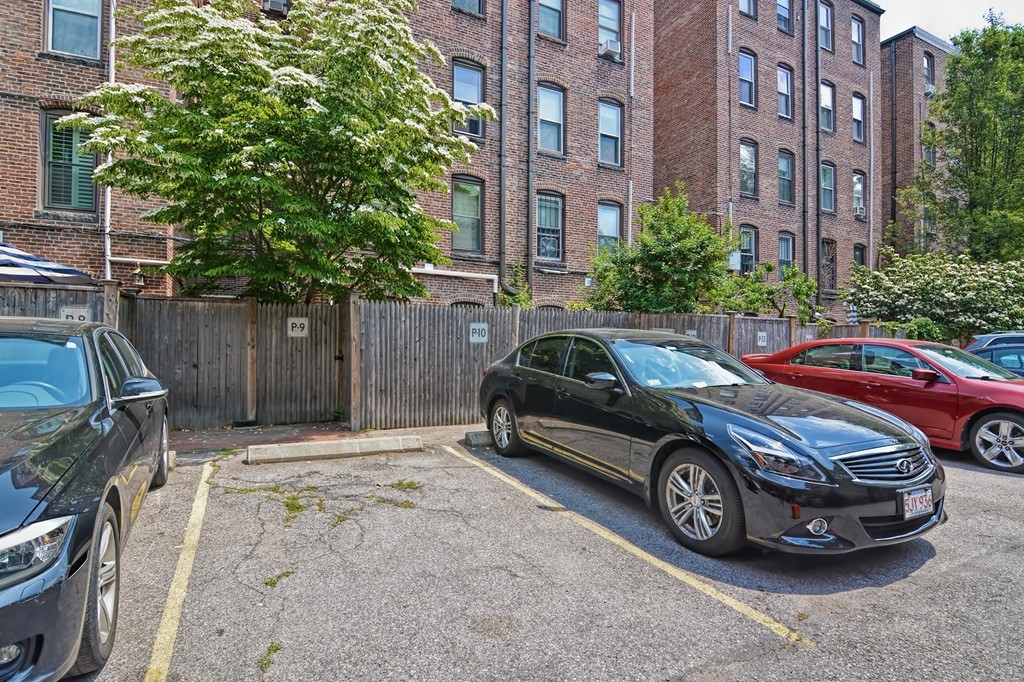 9 Follen Street, Unit 2 Boston, MA 02116 - Photo 16 of 19