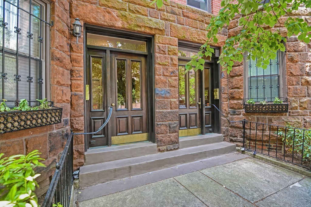 9 Follen Street, Unit 2 Boston, MA 02116 - Photo 17 of 19