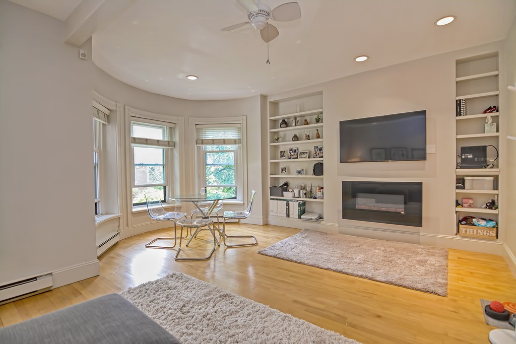 9 Follen Street, Unit 2 Boston, MA 02116 - Photo 3 of 19