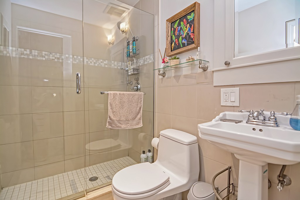 9 Follen Street, Unit 2 Boston, MA 02116 - Photo 10 of 19