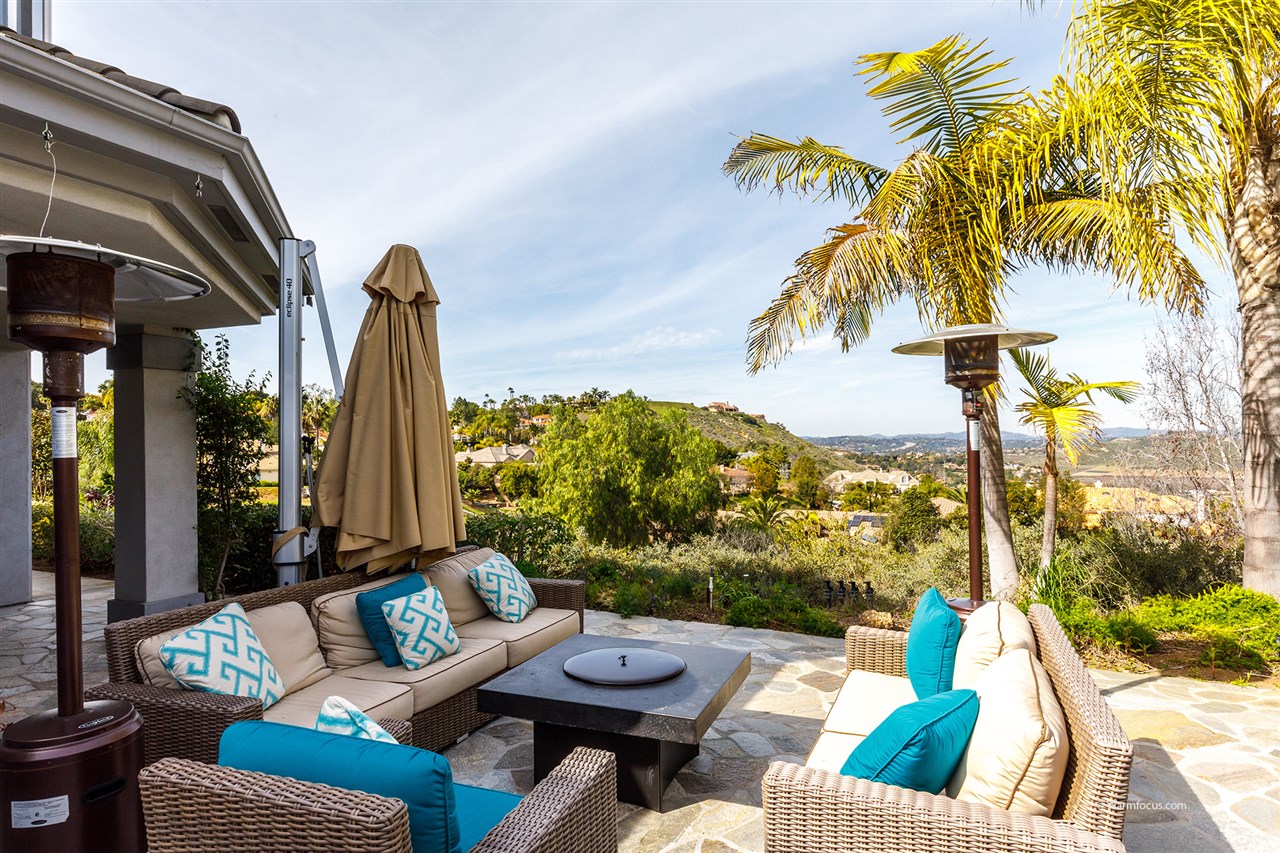 13460 Old Winery Road Poway, CA 92064 - Photo 4 of 25 Gallery Image 4