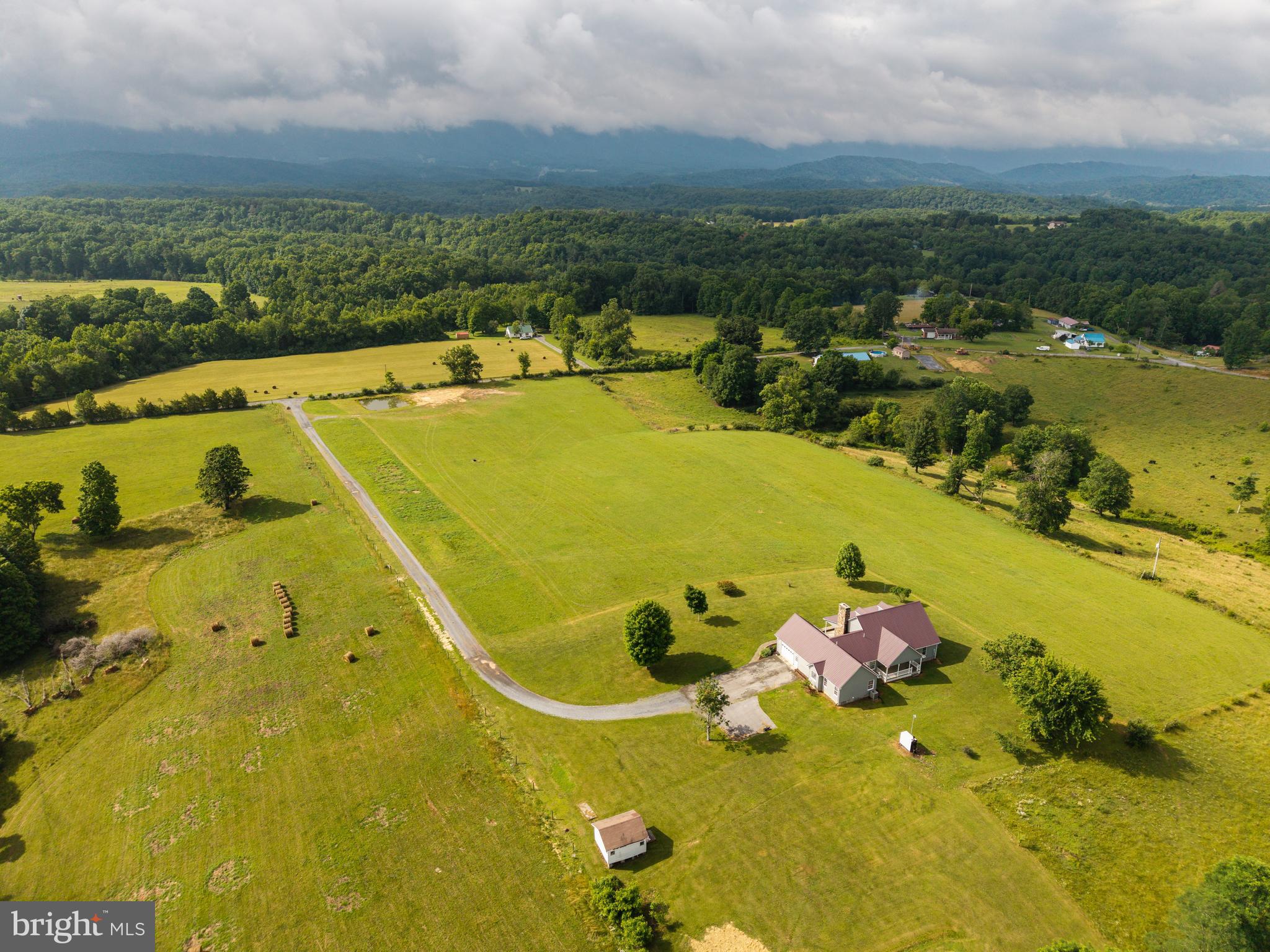 2046 Simms Hill Road Lindside, WV 24951 - Photo 5 of 69