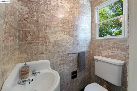 $1,498,000 | 5725 Chelton Drive, Oakland, CA 94611