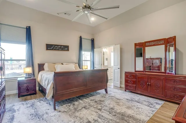 $599,900 | 239 Harvard Lane, Springtown, TX 76082