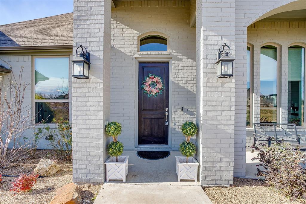 239 Harvard Lane Springtown, TX 76082 - Photo 2 of 36