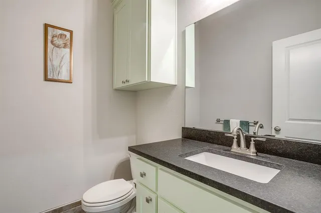 $599,900 | 239 Harvard Lane, Springtown, TX 76082