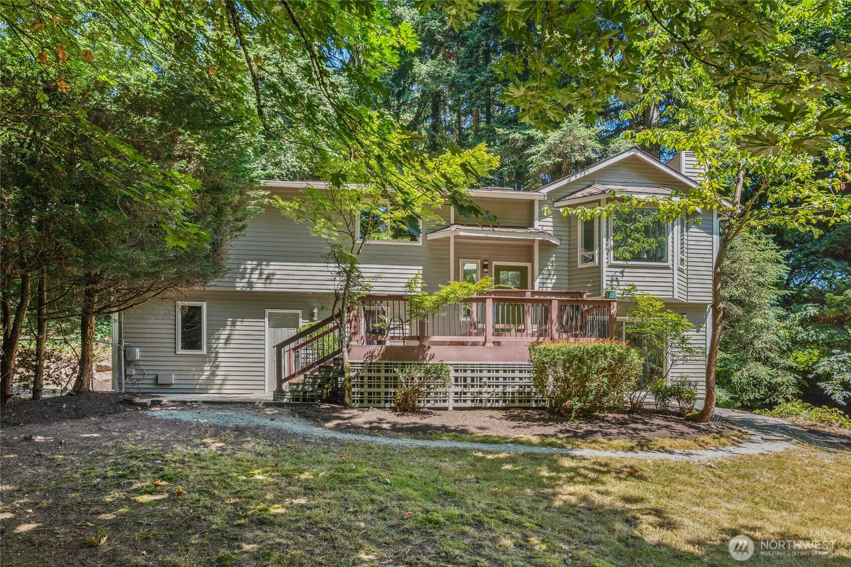 20631 West Richmond Road Bothell, WA 98021 - Photo 2 of 40