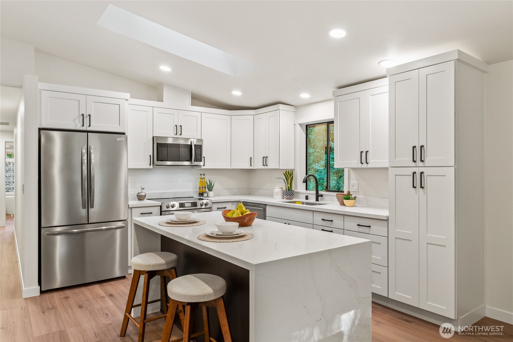 20631 West Richmond Road Bothell, WA 98021 - Photo 5 of 40