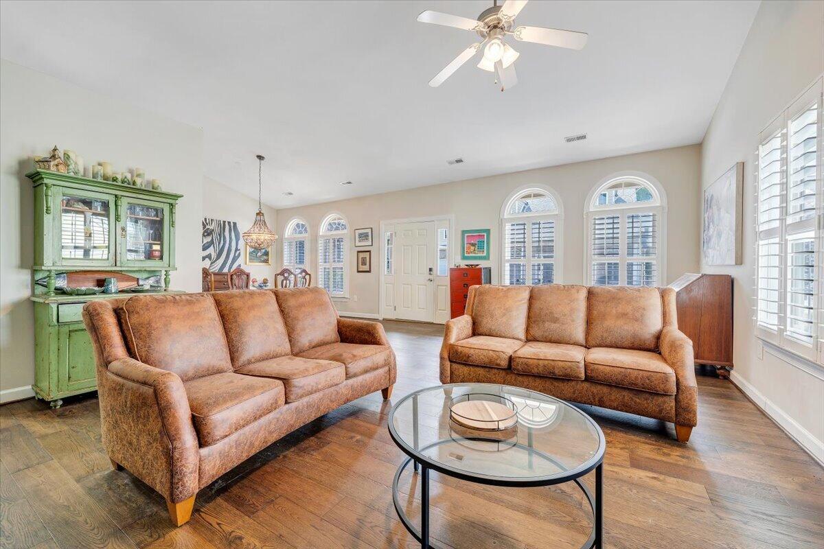 5414 Quail Ridge Court Roanoke, VA 24018 - Photo 6 of 30 Beautiful Newer Harwood Floors