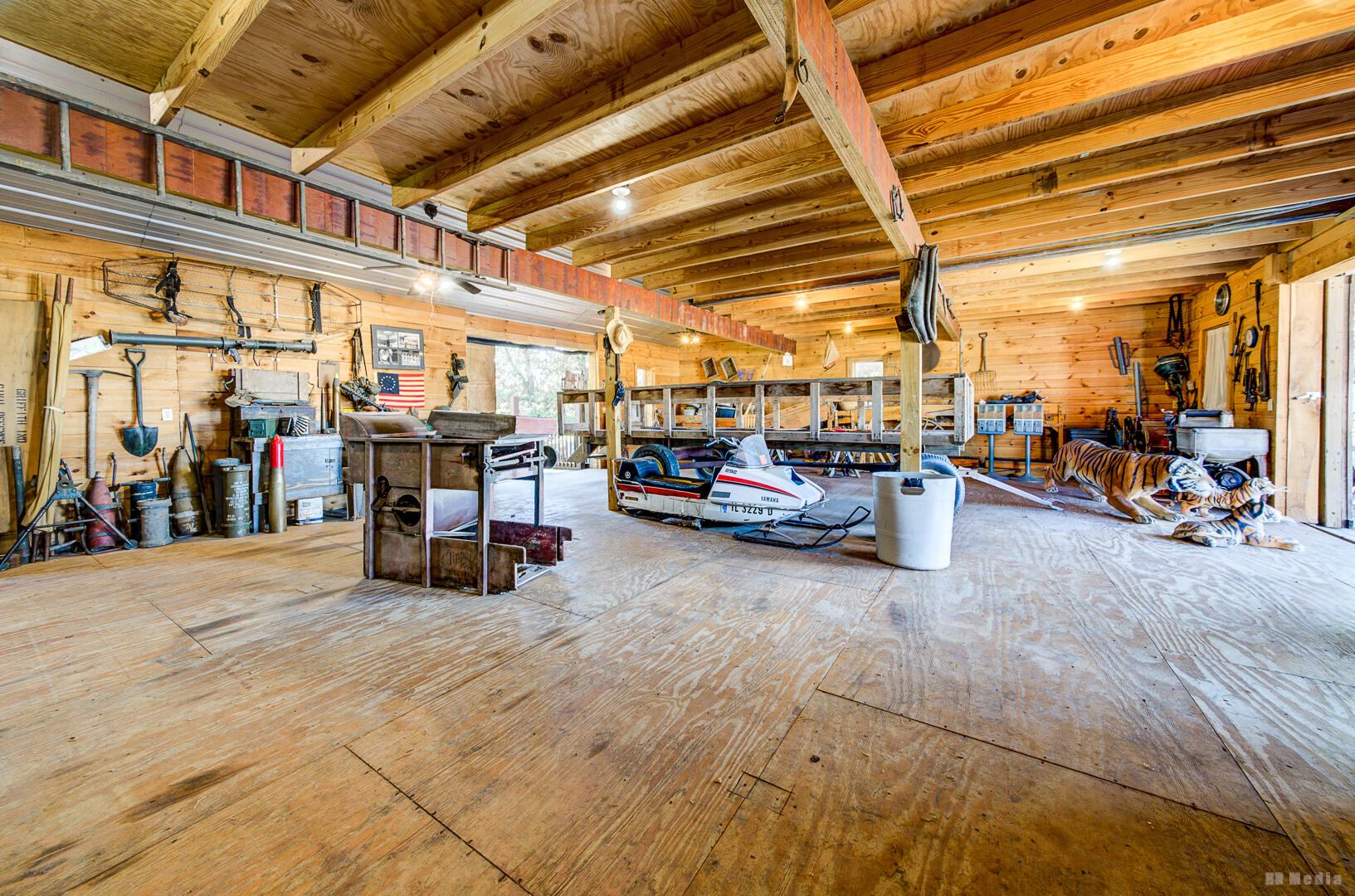 9860 Highway 421 Francesville, IN 47946 - Photo 30 of 57 1633x1080