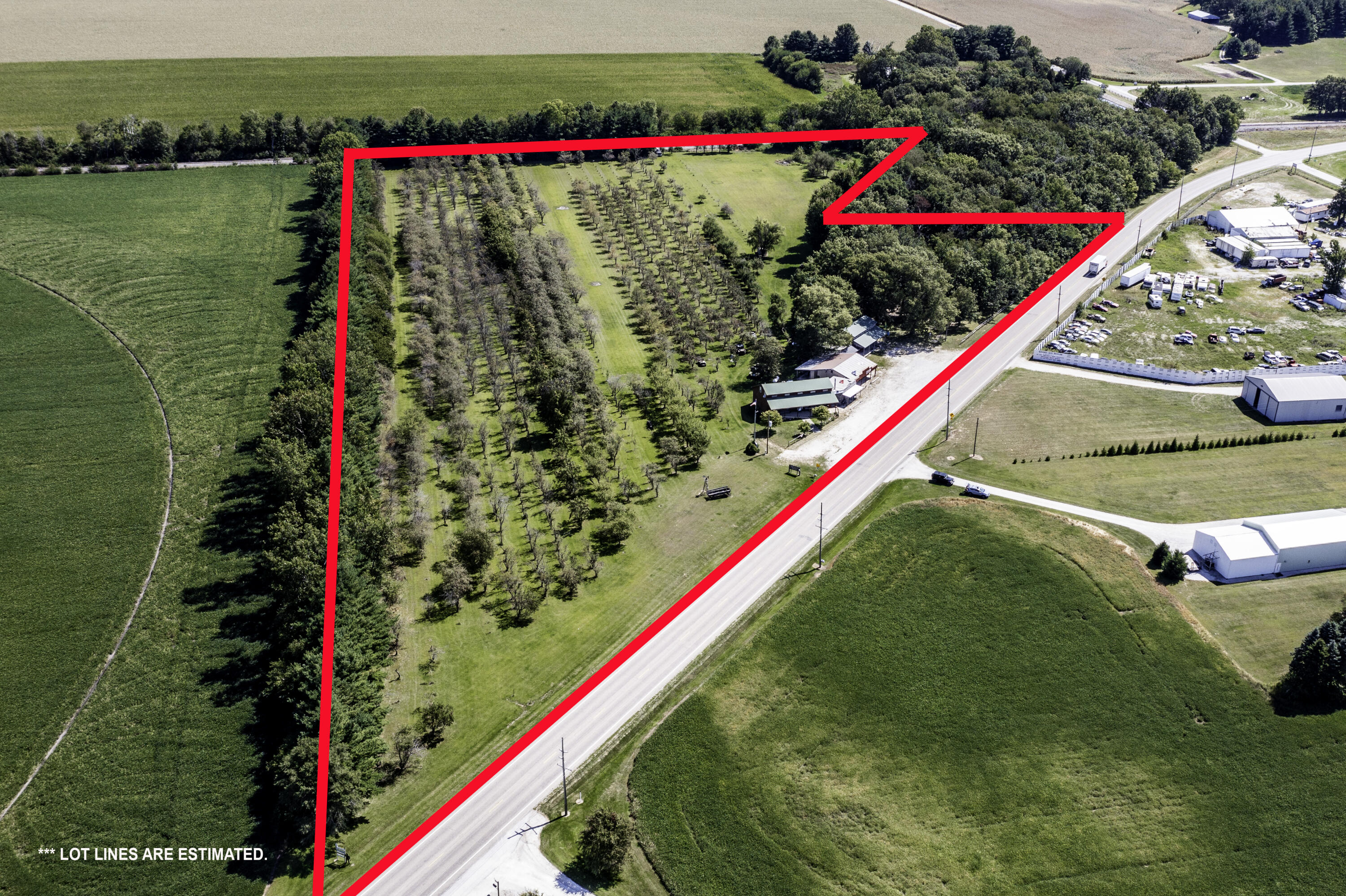 9860 Highway 421 Francesville, IN 47946 - Photo 3 of 57 3000x1998