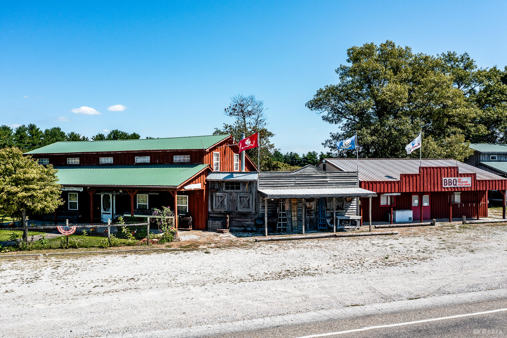 9860 Highway 421 Francesville, IN 47946 - Photo 4 of 57 1621x1080