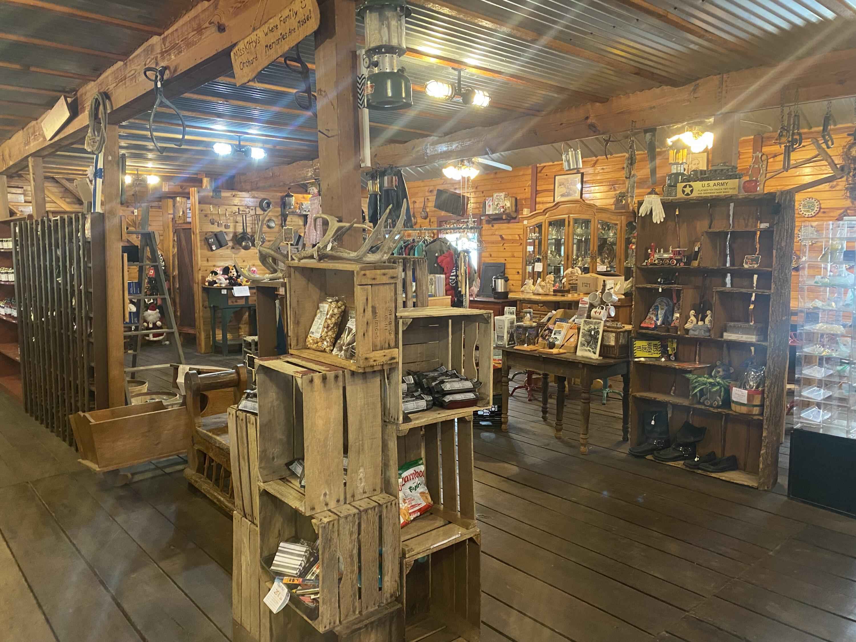 9860 Highway 421 Francesville, IN 47946 - Photo 10 of 57 3000x2250