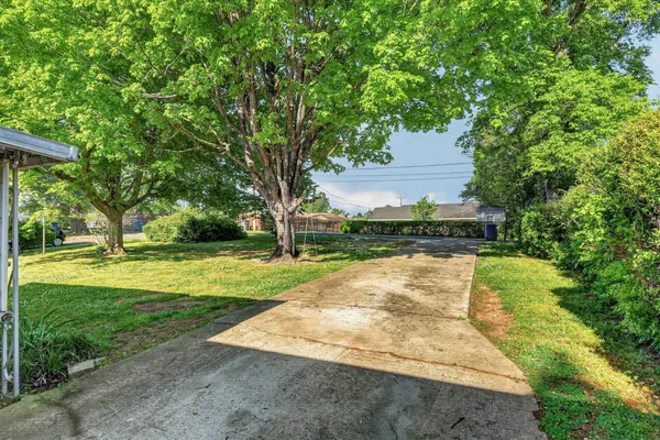 $210,000 | 708 Morningside Drive, Fayetteville, TN 37334