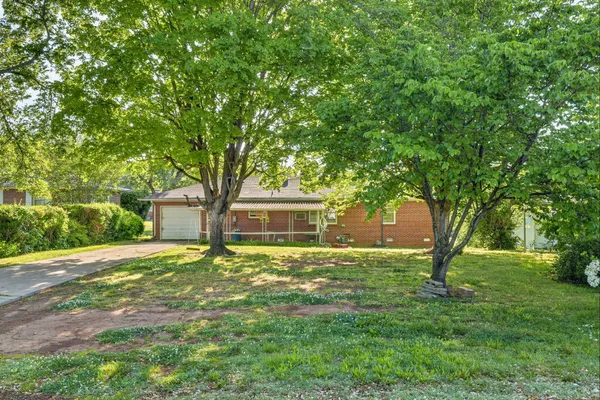 $210,000 | 708 Morningside Drive, Fayetteville, TN 37334