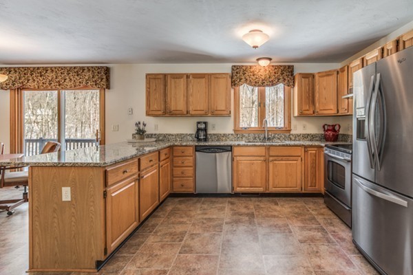 83 Nashoba Road Littleton, MA 01460 - Photo 10 of 30 Gallery Image 10