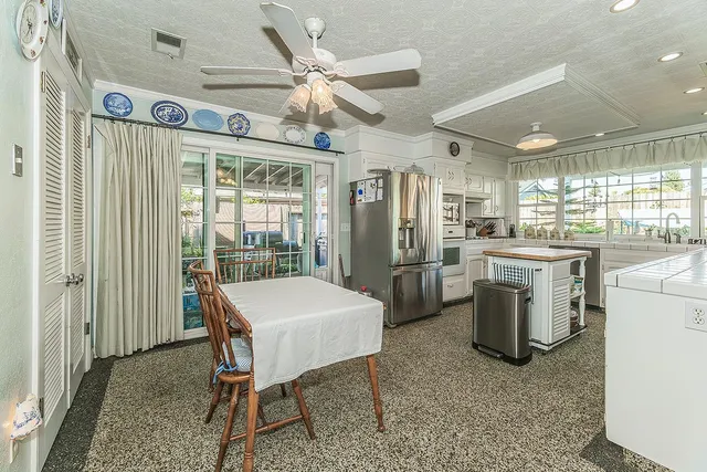 $579,500 | 2468 Laverne Avenue, Clovis, CA 93611