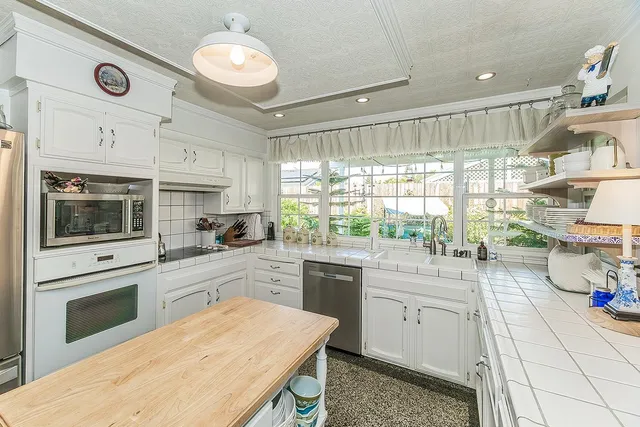 $579,500 | 2468 Laverne Avenue, Clovis, CA 93611