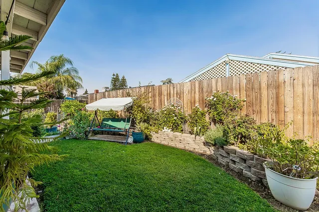 $579,500 | 2468 Laverne Avenue, Clovis, CA 93611