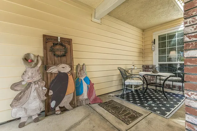 $579,500 | 2468 Laverne Avenue, Clovis, CA 93611