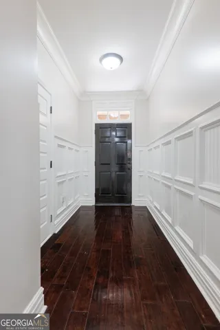 wooden floor in an empty room