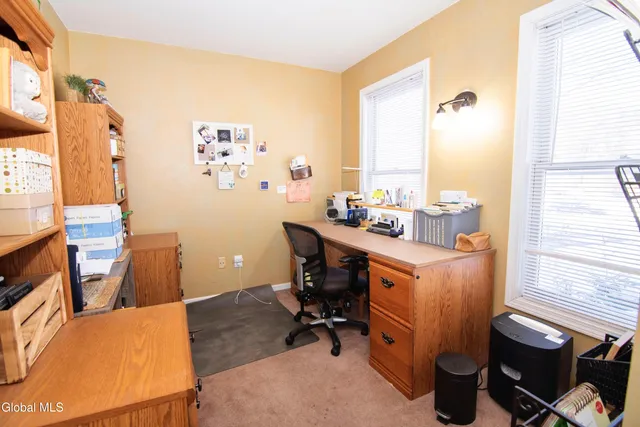 $584,900 | 19 Mann Boulevard, Halfmoon, NY 12065