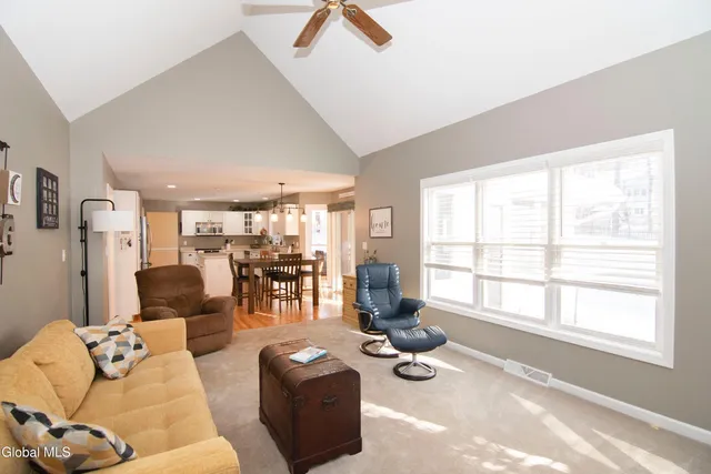 $584,900 | 19 Mann Boulevard, Halfmoon, NY 12065