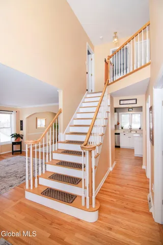 $584,900 | 19 Mann Boulevard, Halfmoon, NY 12065